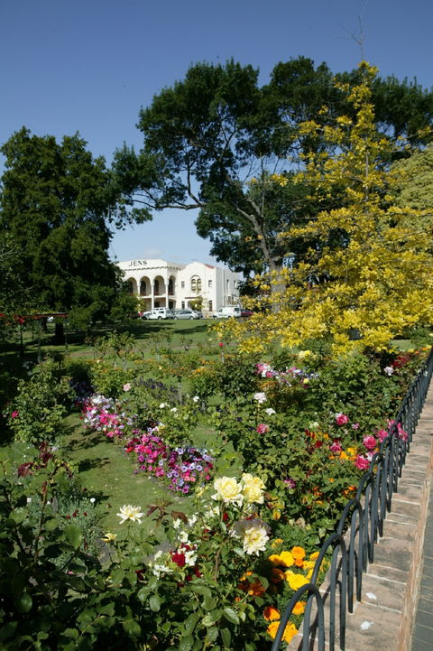 Cave Garden - Accommodation Coffs Harbour 1