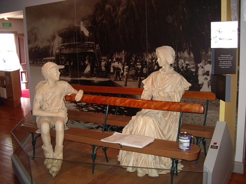 Golden City Paddle Steamer And Museum - Accommodation Coffs Harbour 2