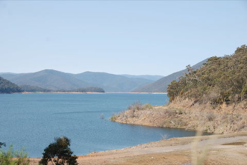 Dartmouth Dam Wall Picnic Area - Accommodation Coffs Harbour 2