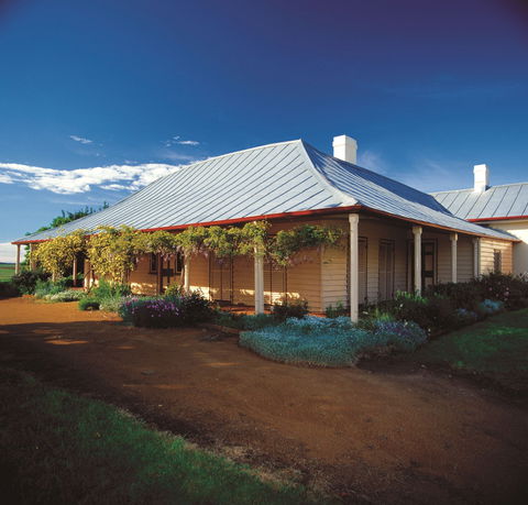 Cooma Cottage - Accommodation Coffs Harbour 0