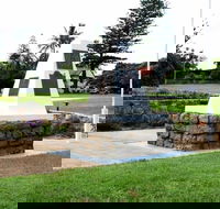 Dunwich War Memorial - Accommodation Coffs Harbour