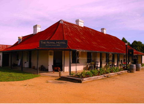 Gundaroo - Accommodation Coffs Harbour 0