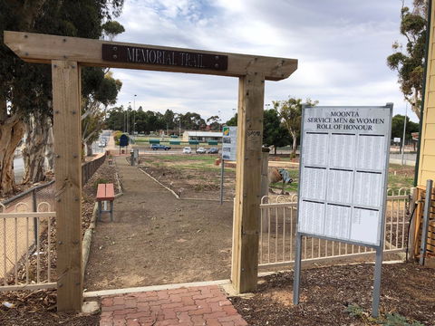 Moonta Area School Memorial Trail - Accommodation Coffs Harbour 1