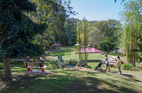Spring Bluff Railway Station - Accommodation Coffs Harbour 2
