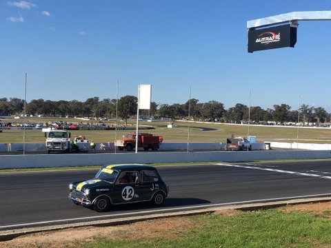 Winton Motor Raceway - Accommodation Coffs Harbour 1