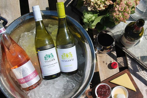 Tulloch Wines - Wine Tasting Paired With Local Handmade Chocolates - Accommodation Coffs Harbour 5