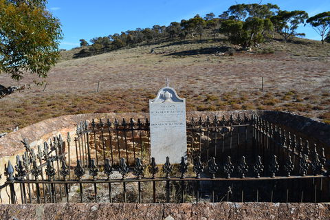 Wangaraleednie Monument & Ruins - Accommodation Coffs Harbour 1