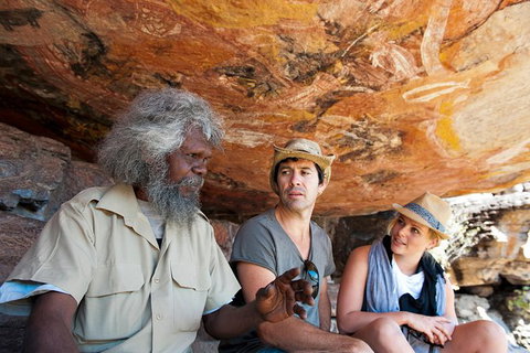 Arnhem Land Injalak Hill Full-Day Tour From Darwin - Accommodation Coffs Harbour 4