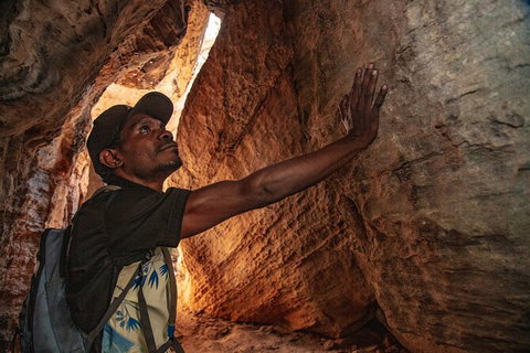 Arnhem Land Injalak Hill Full-Day Tour From Darwin - Accommodation Coffs Harbour 12