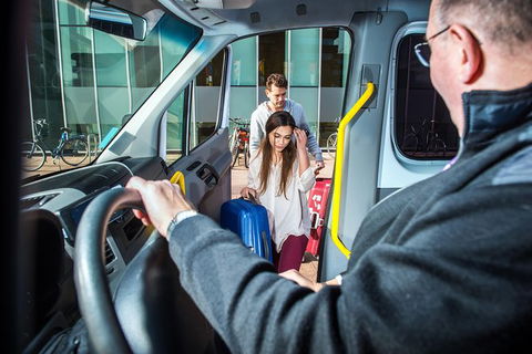 Cairns Airport (CNS) Departure Transfer (Cairns Hotels To Cairns CNS Airport) - Accommodation Coffs Harbour 4