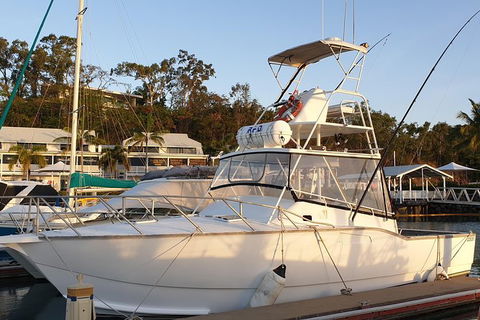 Adventure Fishing Combo Day - Fish, Swim, Whitehaven, Hill Inlet Bush Walking - Accommodation Coffs Harbour 1