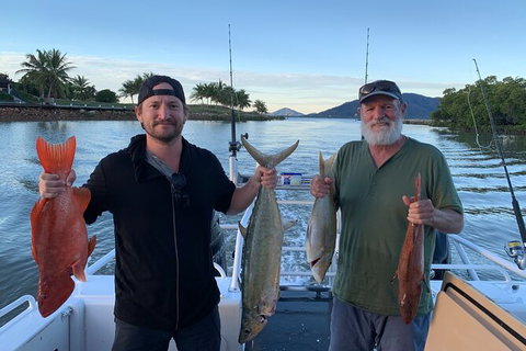 Great Barrier Reef Fishing Charter - Accommodation Coffs Harbour 4