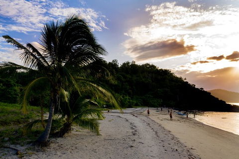 Small-Group Queensland Full-Day Sail Retreat Experience - Accommodation Coffs Harbour 0