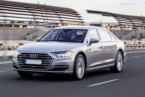 Audi A8 Chauffeur Car Melbourne Airport To CBD - Accommodation Coffs Harbour 2