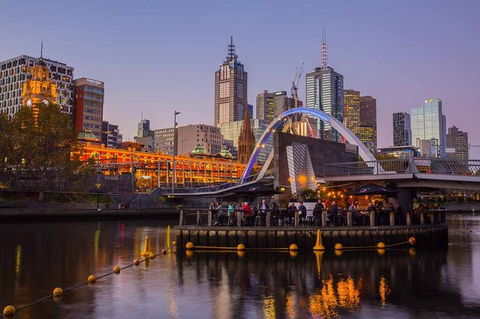 Arrival Private Transfers: Melbourne Airport MEL To Melbourne In Luxury Van - Accommodation Coffs Harbour 6