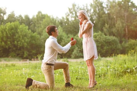 Romance Cruise + Scenic Tour + Beer Tasting + 3 Course Lunch + Hamper - Accommodation Coffs Harbour 0
