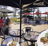 The Beach and Bush Gallery and Cafe - Accommodation Coffs Harbour