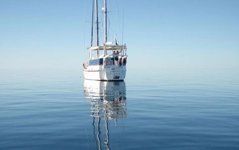 A Whitsunday Luxury Sailing Holiday - Accommodation Coffs Harbour 0