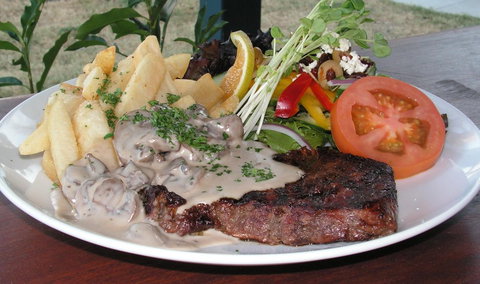 Fairways Tavern - Accommodation Coffs Harbour 1