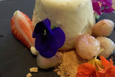 MRepublic Restaurant, Bar And Lounge - Accommodation Coffs Harbour 2