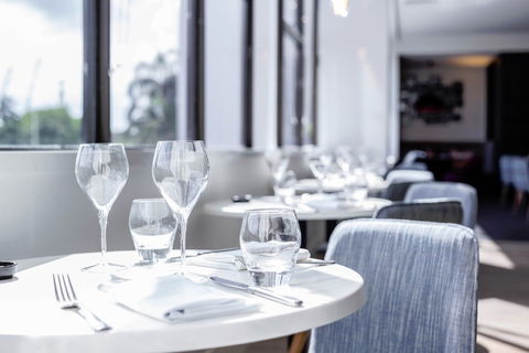 MRepublic Restaurant, Bar And Lounge - Accommodation Coffs Harbour 7