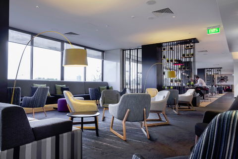 MRepublic Restaurant, Bar And Lounge - Accommodation Coffs Harbour 9