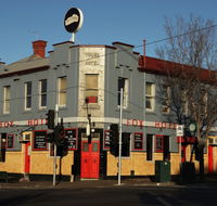 The Fox Hotel - Accommodation Coffs Harbour