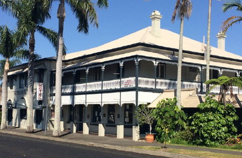 The Waterloo Bay Hotel - Accommodation Coffs Harbour 1