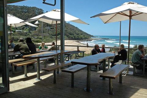 Wye Beach Hotel - Accommodation Coffs Harbour 2