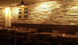 Vinothek Crown - Accommodation Coffs Harbour 0