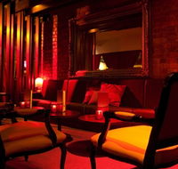 Charlie's Bar