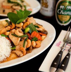 Eagle Thai - Accommodation Coffs Harbour 0