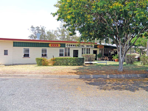 Commercial Hotel Wowan - Accommodation Coffs Harbour 2