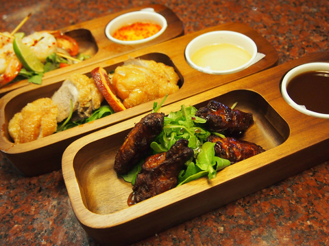 Dicey's Bar & Grill - Accommodation Coffs Harbour 5