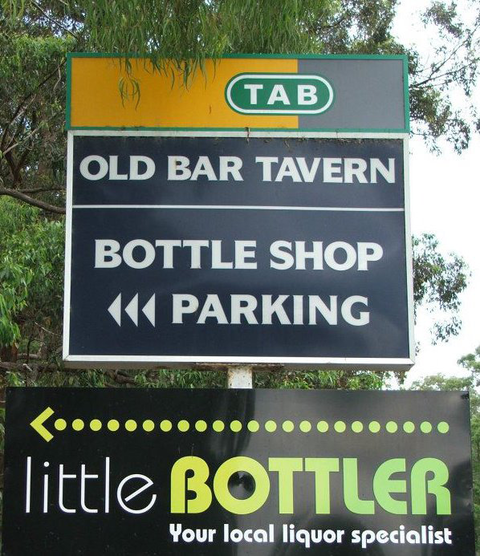 Old Bar Tavern - Accommodation Coffs Harbour 0