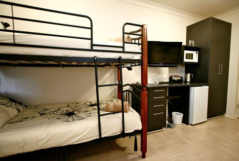 Station Hotel - Accommodation Coffs Harbour 3