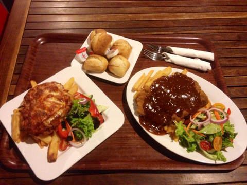 The Caves Country Pub - Accommodation Coffs Harbour 1