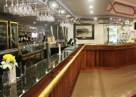 The Grand Hotel - Accommodation Coffs Harbour 4