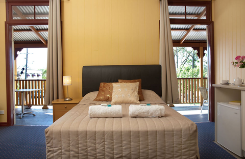 Yandina Hotel - Accommodation Coffs Harbour 1