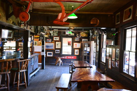 The Pub With No Beer - Accommodation Coffs Harbour 1