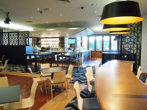 The Grovedale Hotel - Accommodation Coffs Harbour 2