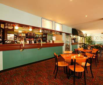 Hotel Gosford - Accommodation Coffs Harbour 3