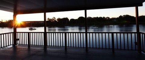 The Rock Bar And Grill - Accommodation Coffs Harbour 4