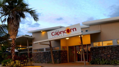 Capricorn Tavern - Accommodation Coffs Harbour 2