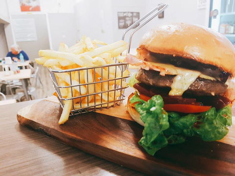 Mitchell’s Espresso - Accommodation Coffs Harbour 0