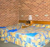 Bohle Barn Hotel Motel - Accommodation Coffs Harbour