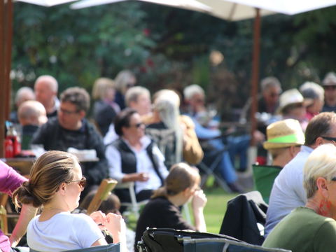 Music In The Gardens - Mitch King - Accommodation Coffs Harbour 1