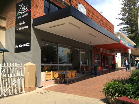 Reef To Reef - Accommodation Coffs Harbour 0