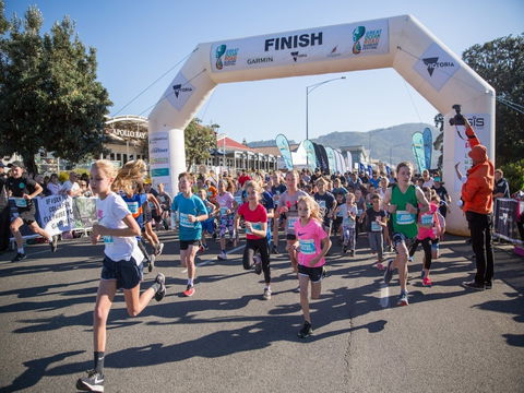 Great Ocean Road Running Festival - Accommodation Coffs Harbour 2