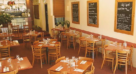 Zanbala - Accommodation Coffs Harbour 0
